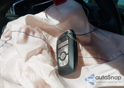 2017 Ford Fusion Hybrid Se из США, поврежденный, VIN 3FA6P0LU9HR305437